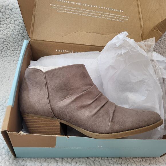 NIB LifeStride Womens Reba Rouched Western Ankle Booties Doe Grey 6.5 W - Picture 1 of 5